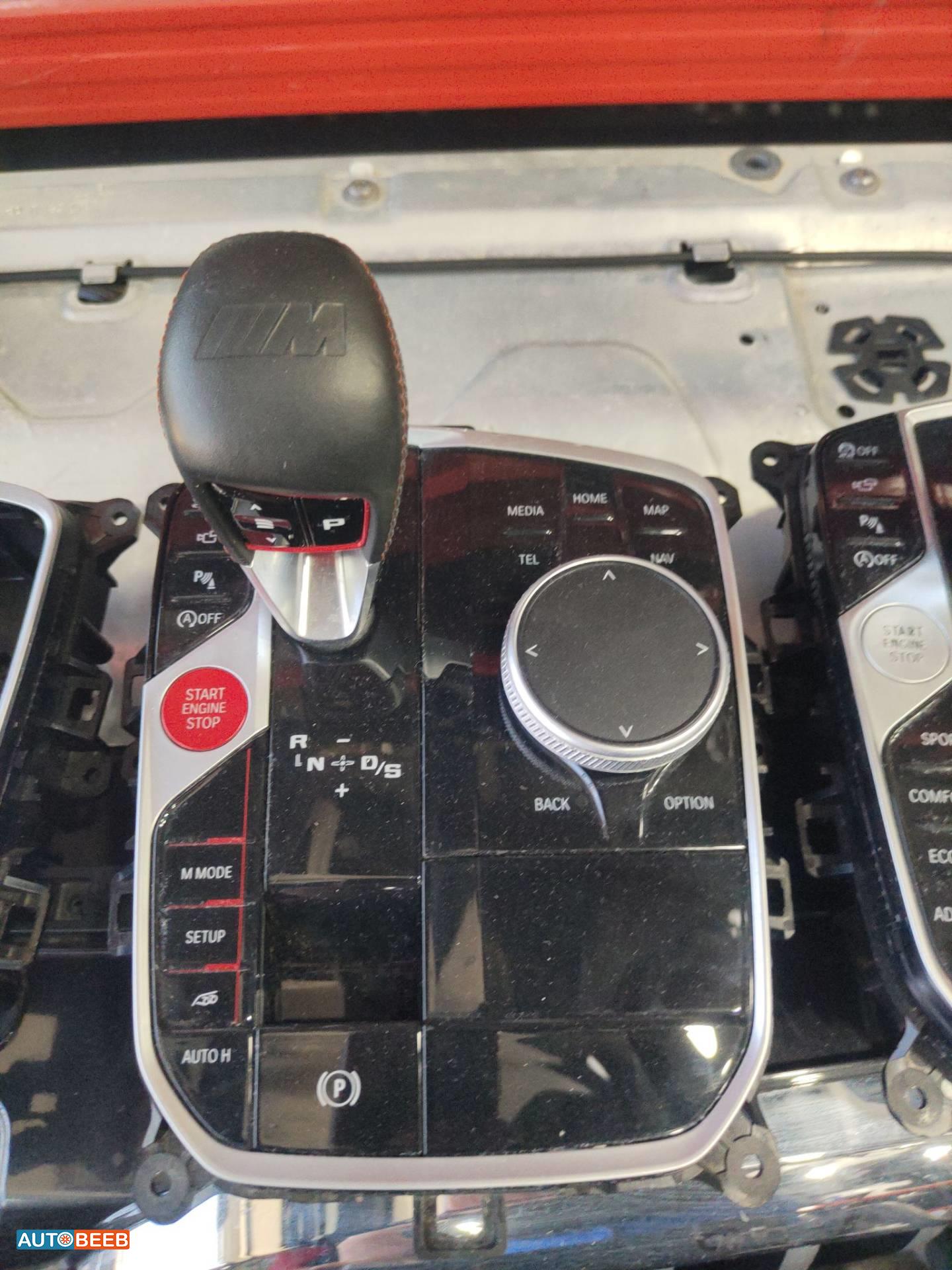 Cabin  Control buttons BMW M4
