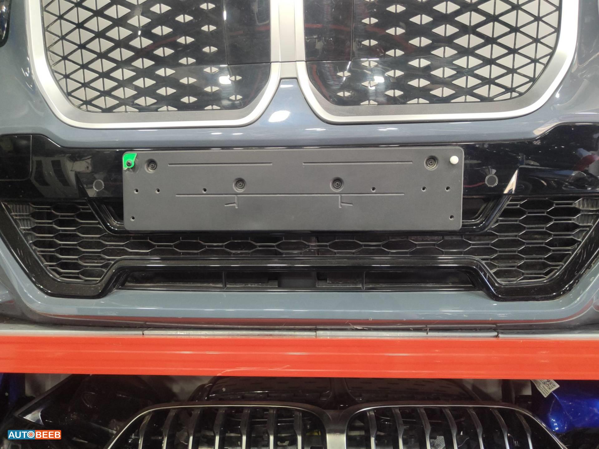 Body  Grilles BMW iX1