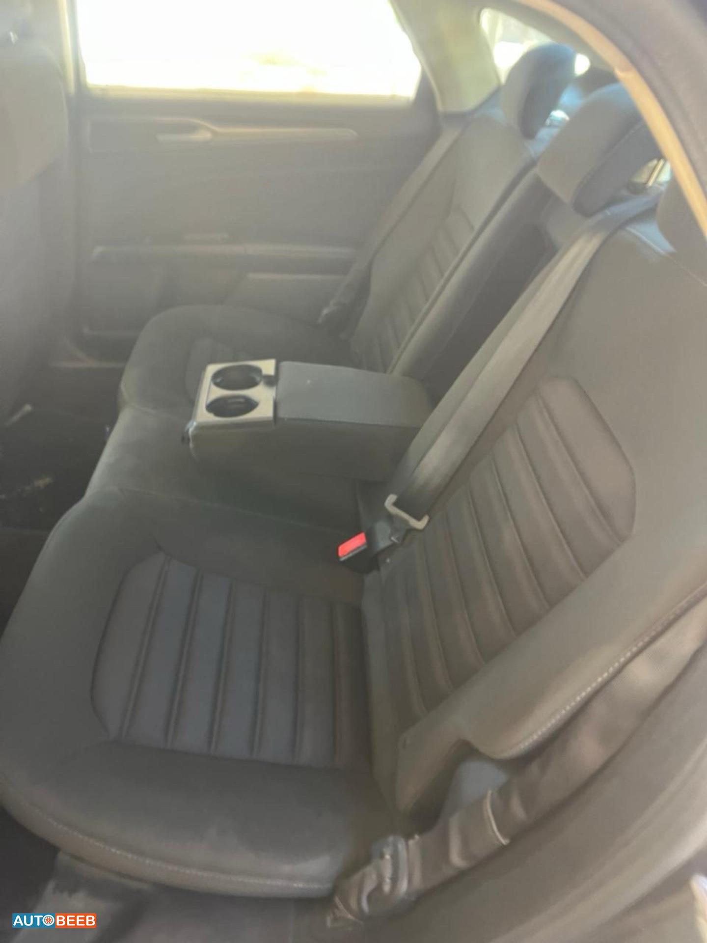 Ford Fusion 2017