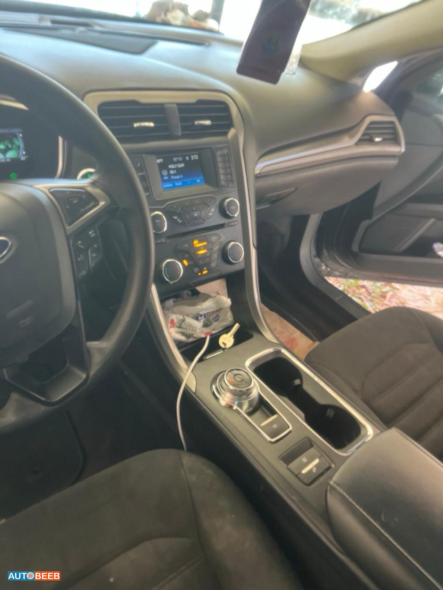 Ford Fusion 2017