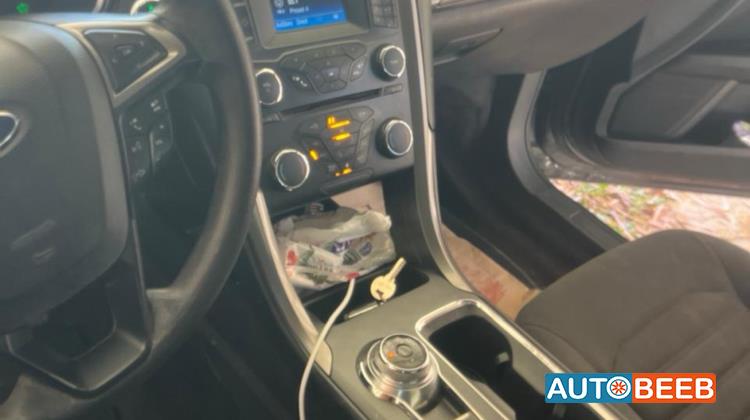 Ford Fusion 2017