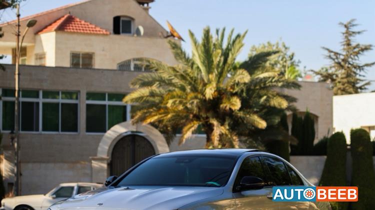 مرسيدس بنز E300 2021
