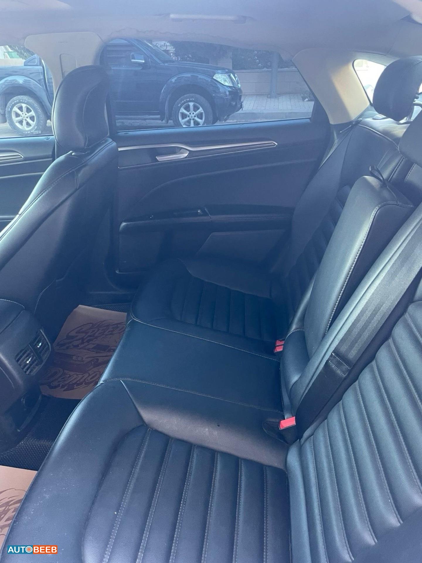 Ford Fusion 2019