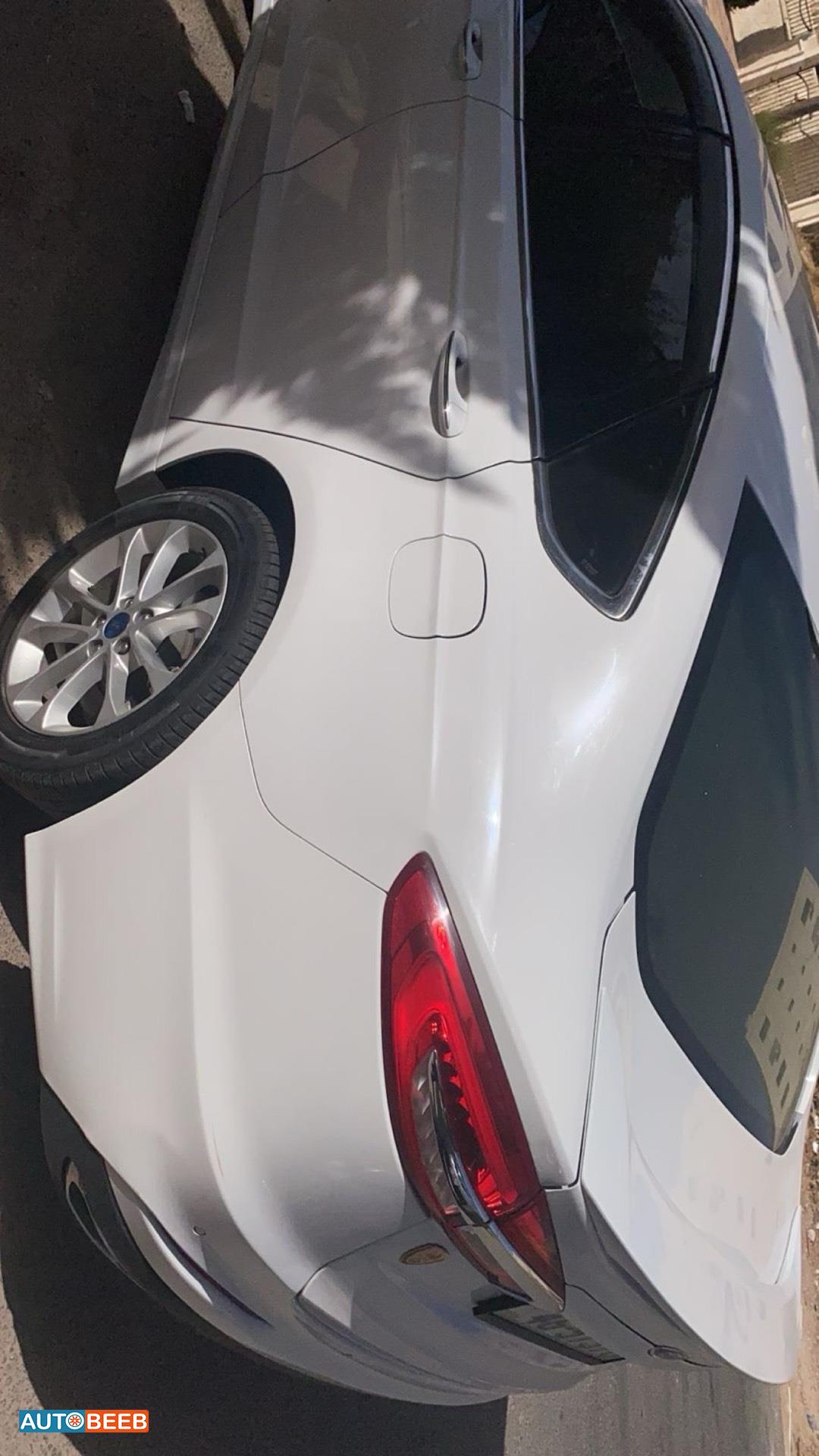 Ford Fusion 2019