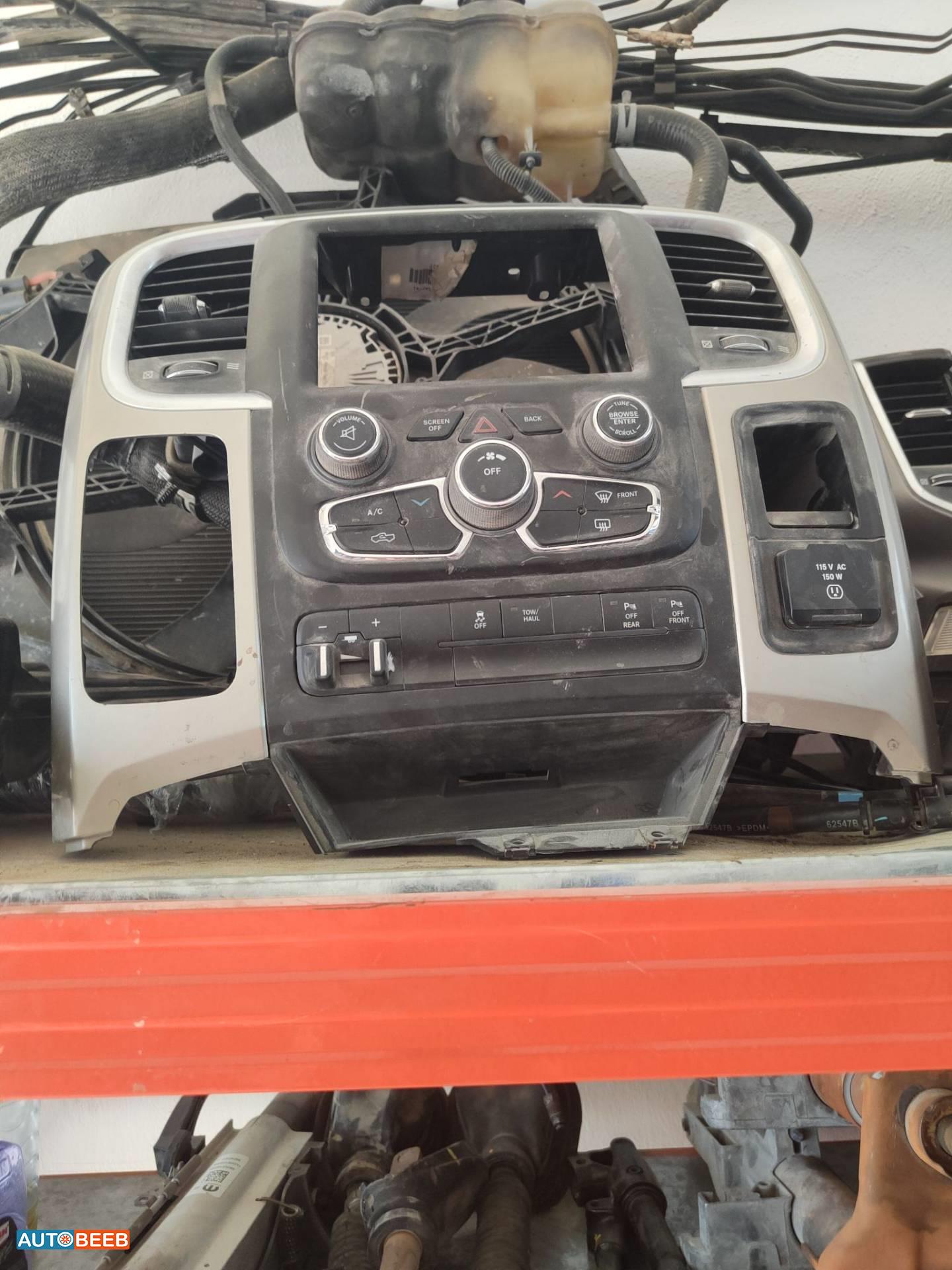 Cabin  Control buttons Dodge RAM