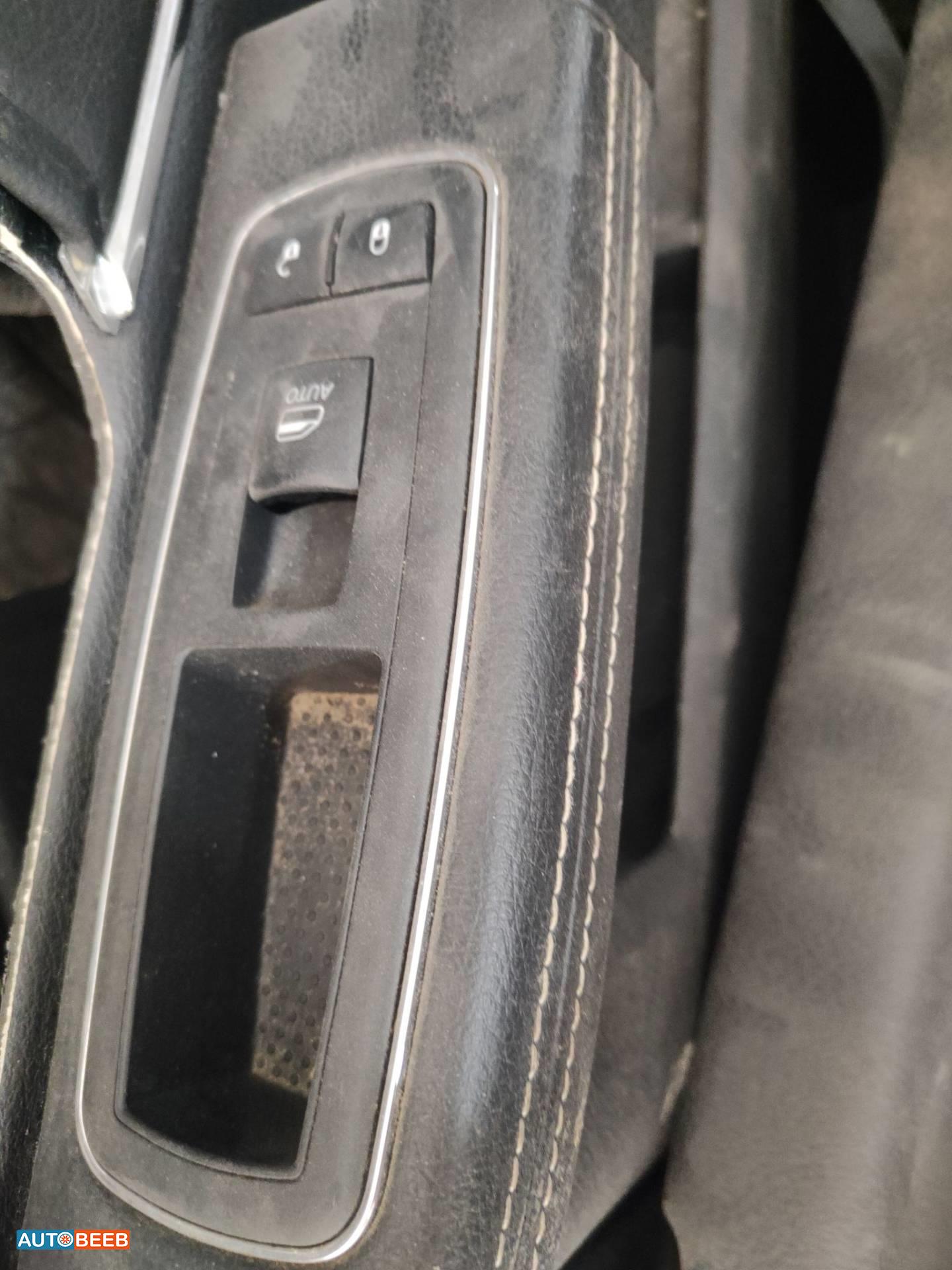Cabin  Control buttons Dodge RAM