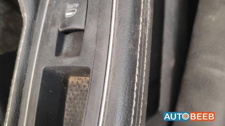Cabin  Control buttons Dodge RAM