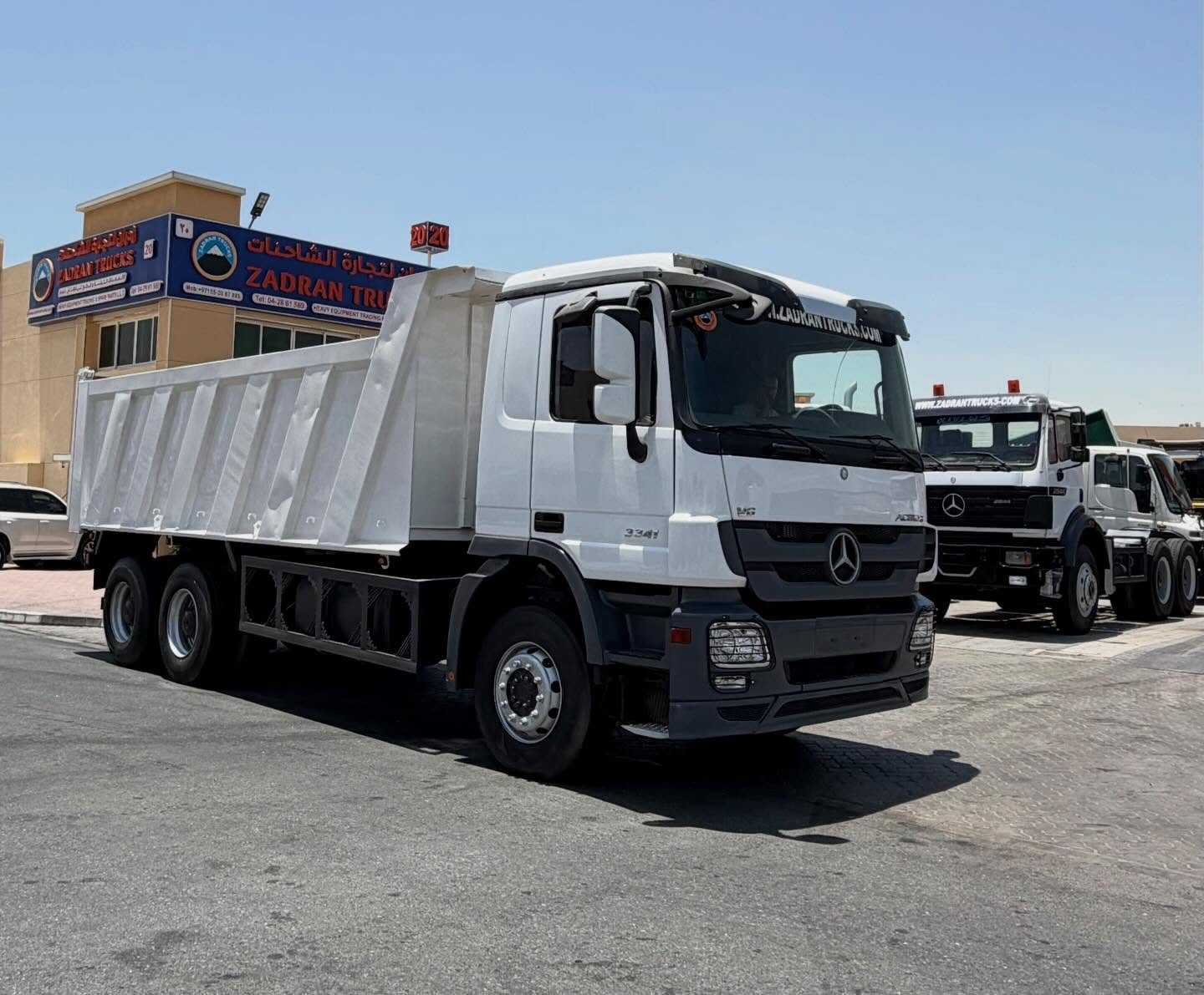 قلاب مرسيدس بنز 2010