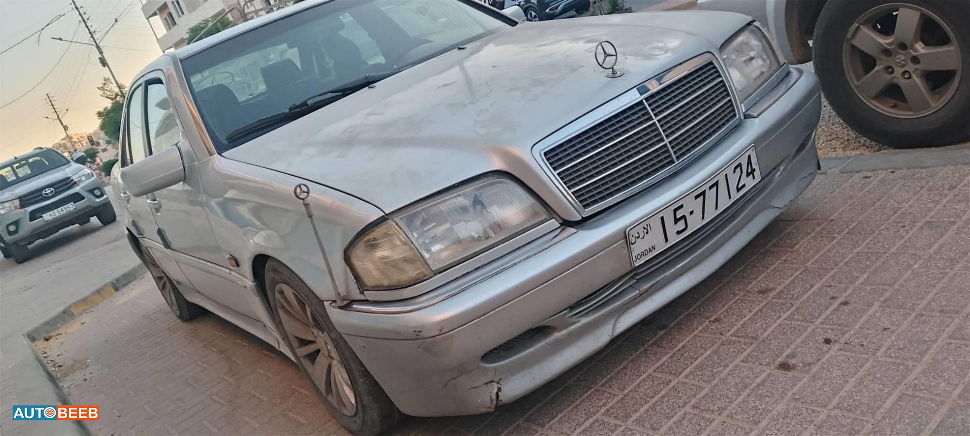 مرسيدس بنز C200 1994