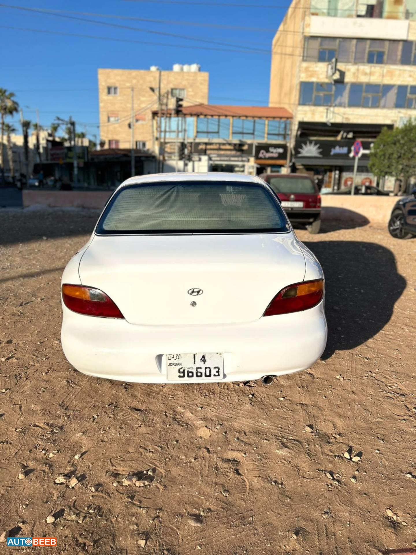 هيونداي افانتي 1996