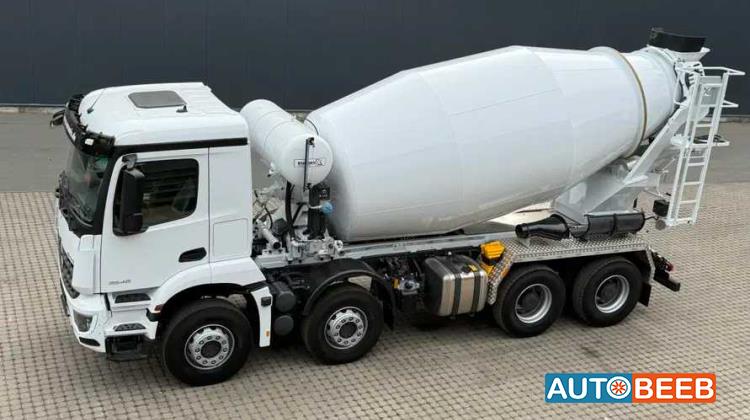 Concrete Mixer Mercedes Benz 2026