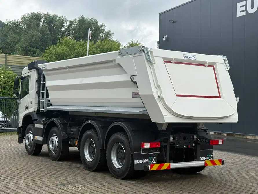 Tipper Volvo 2026