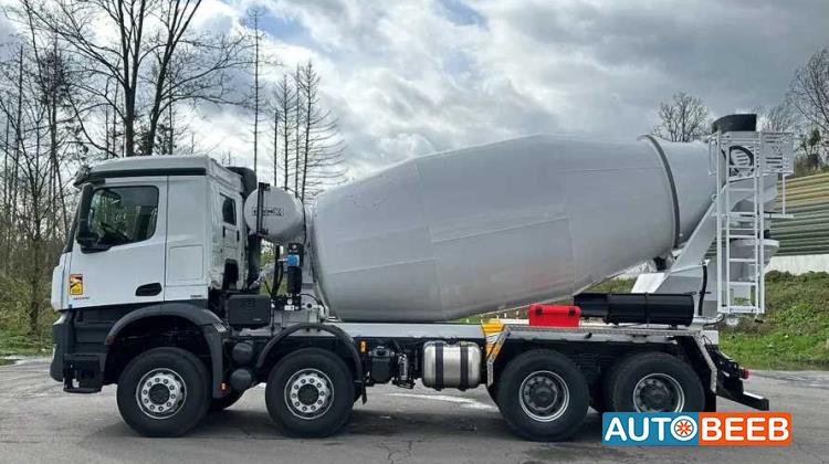 Concrete Mixer Mercedes Benz 2026