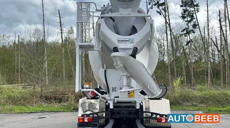 Concrete Mixer Mercedes Benz 2026