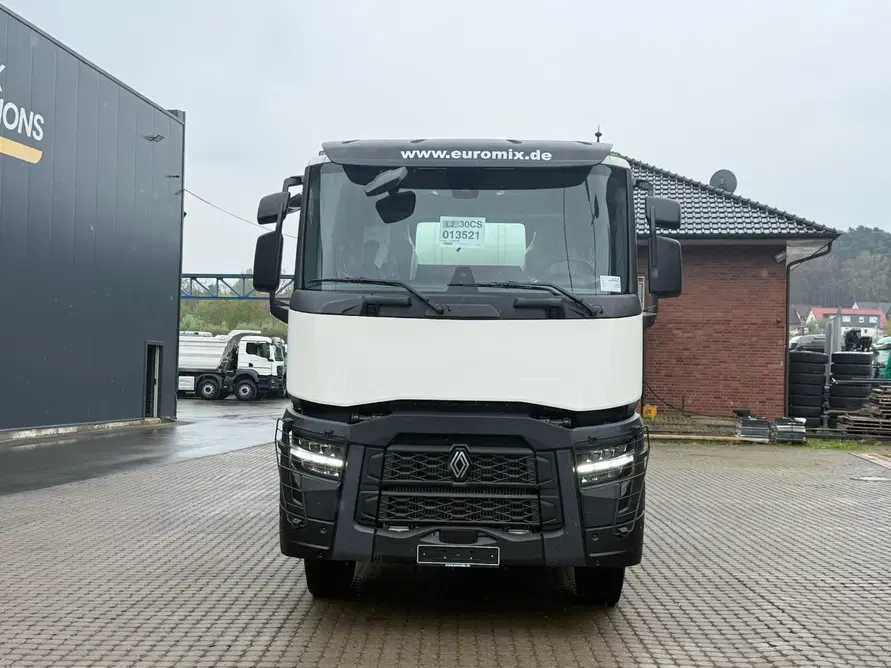 Concrete Mixer Renault 2026
