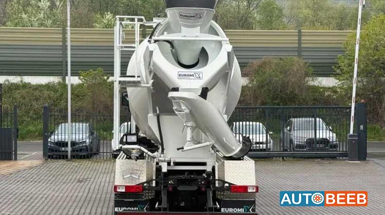 Concrete Mixer Renault 2026