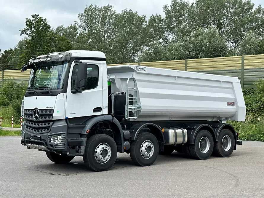 Tipper Mercedes Benz 2026