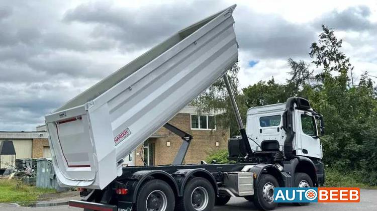 Tipper Mercedes Benz 2026