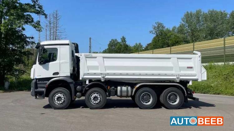 Tipper Mercedes Benz 2026
