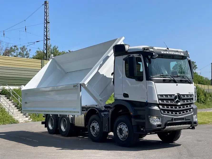 Tipper Mercedes Benz 2026