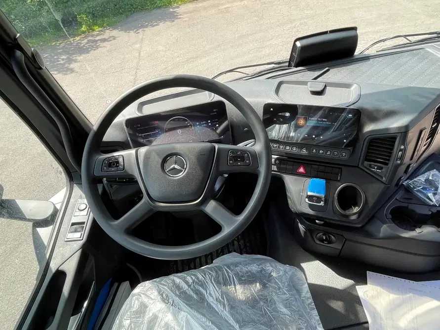 Tipper Mercedes Benz 2026
