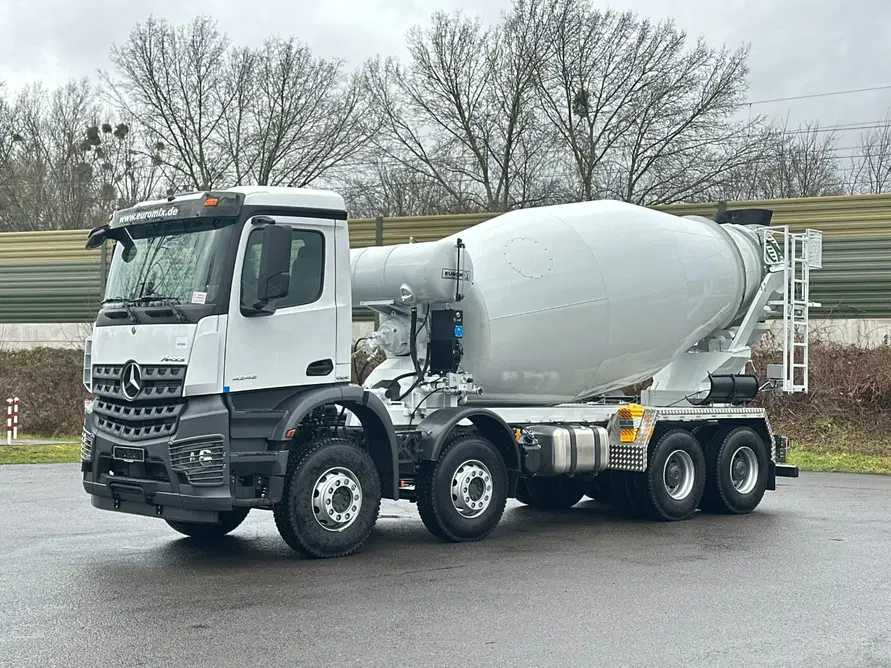 Concrete Mixer Mercedes Benz 2026