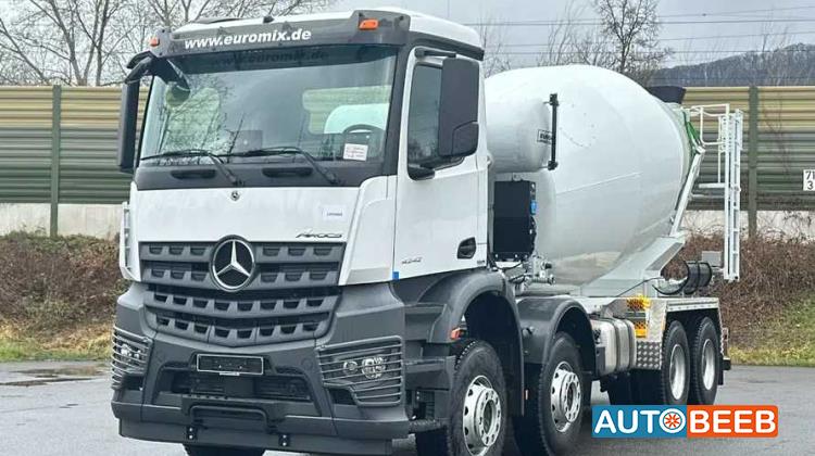 Concrete Mixer Mercedes Benz 2026