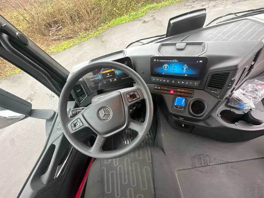 Concrete Mixer Mercedes Benz 2026