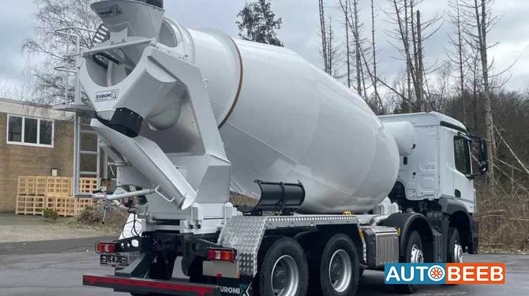 Concrete Mixer Mercedes Benz 2026
