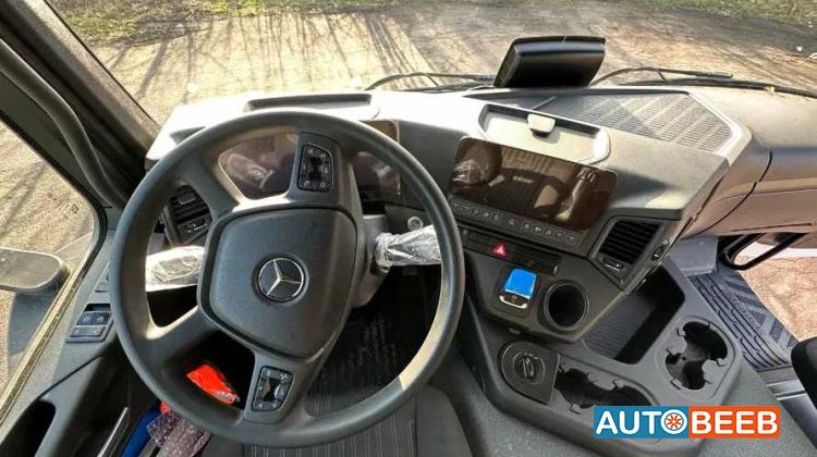 Concrete Mixer Mercedes Benz 2026