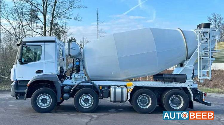 Concrete Mixer Mercedes Benz 2026