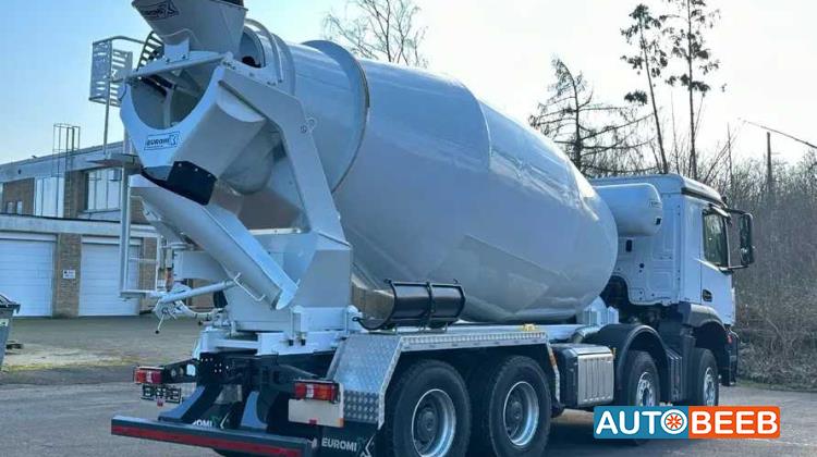 Concrete Mixer Mercedes Benz 2026