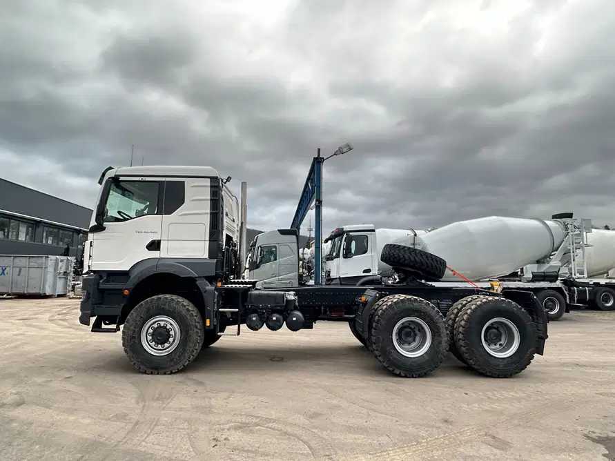 Tractor Unit MAN 2025