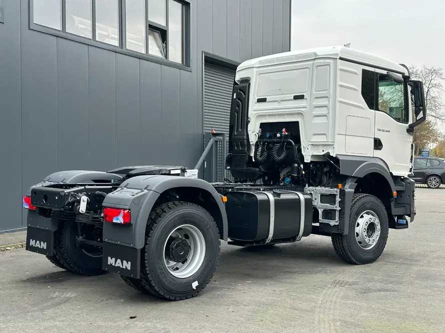 Tractor Unit MAN 2025