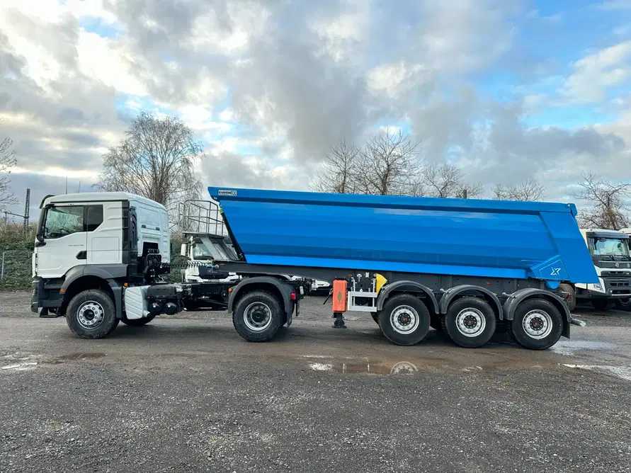Tractor Unit MAN 2025