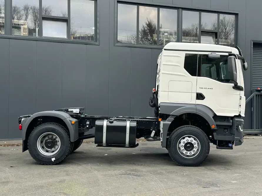 Tractor Unit MAN 2025