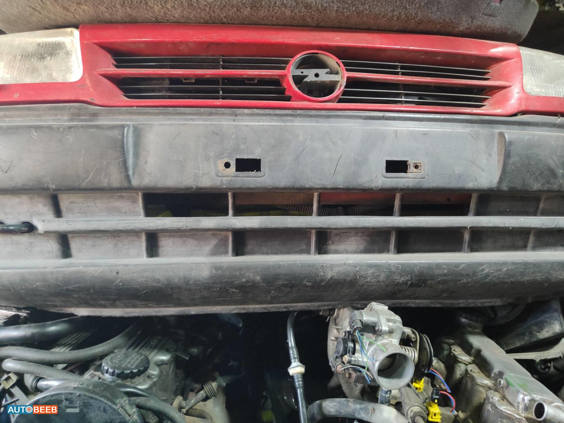 Body  Grilles Opel Astra
