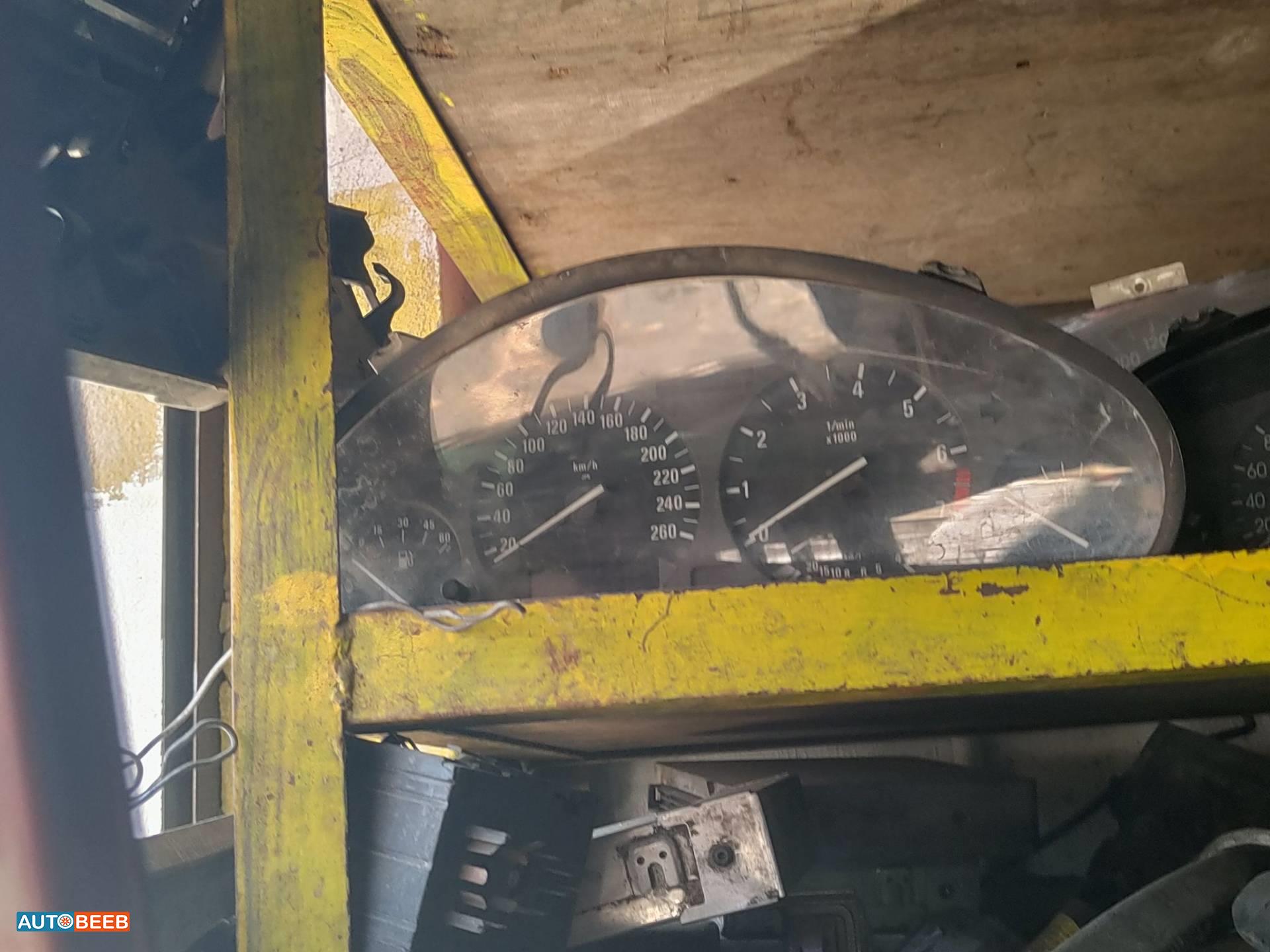 Cabin  Dashboard Daewoo Nubira