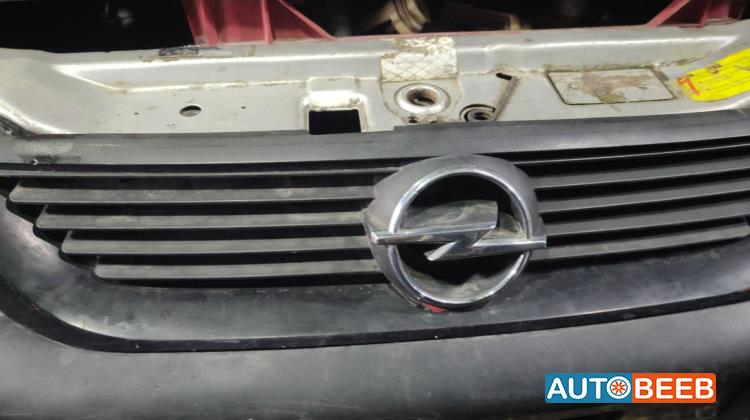 Body  Grilles Opel Vectra