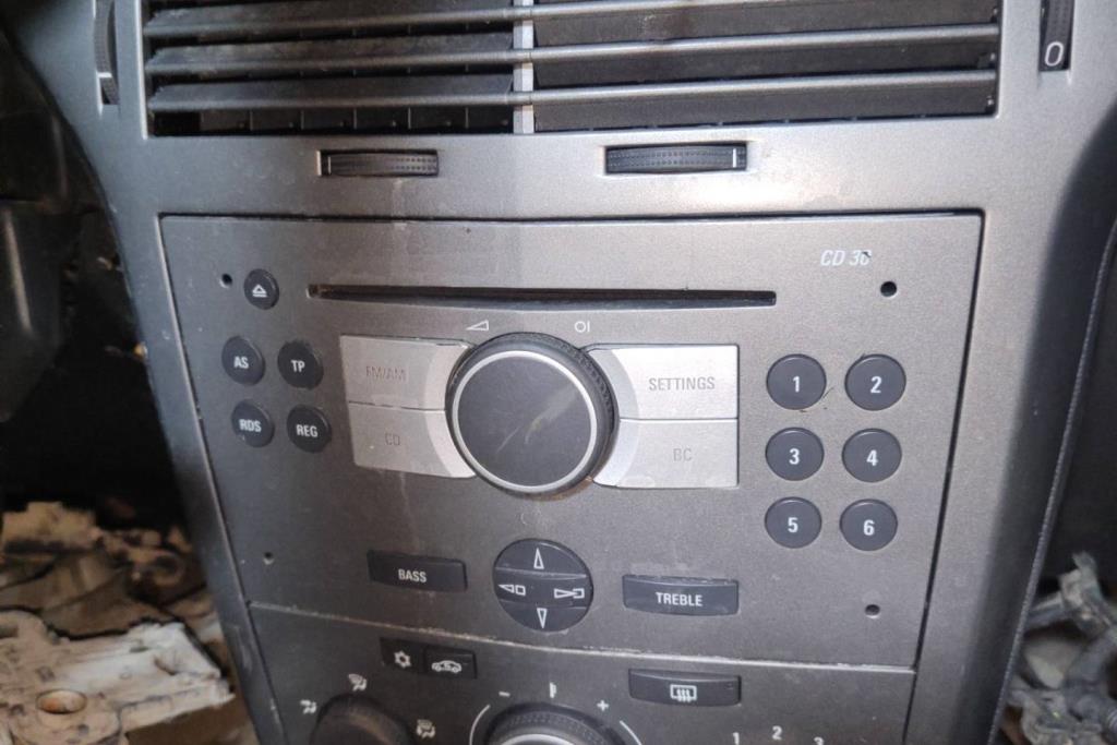 لوحة مكيف اوبل أسترا 2002 2003