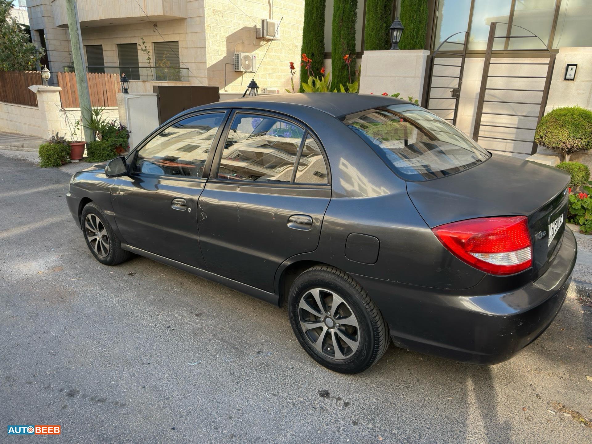 كيا ريو 2005