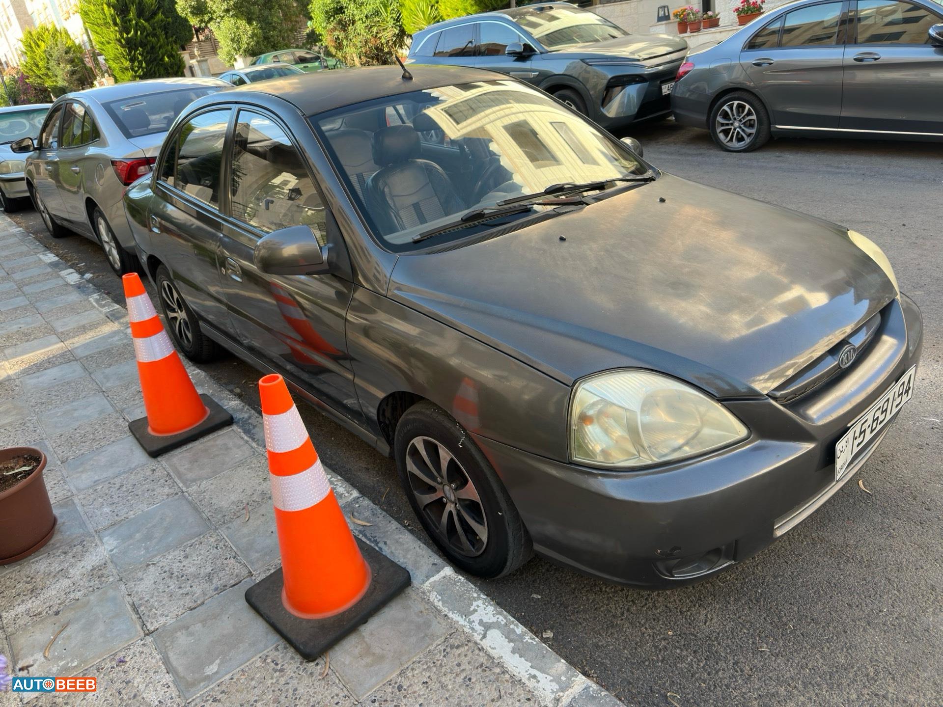 كيا ريو 2005