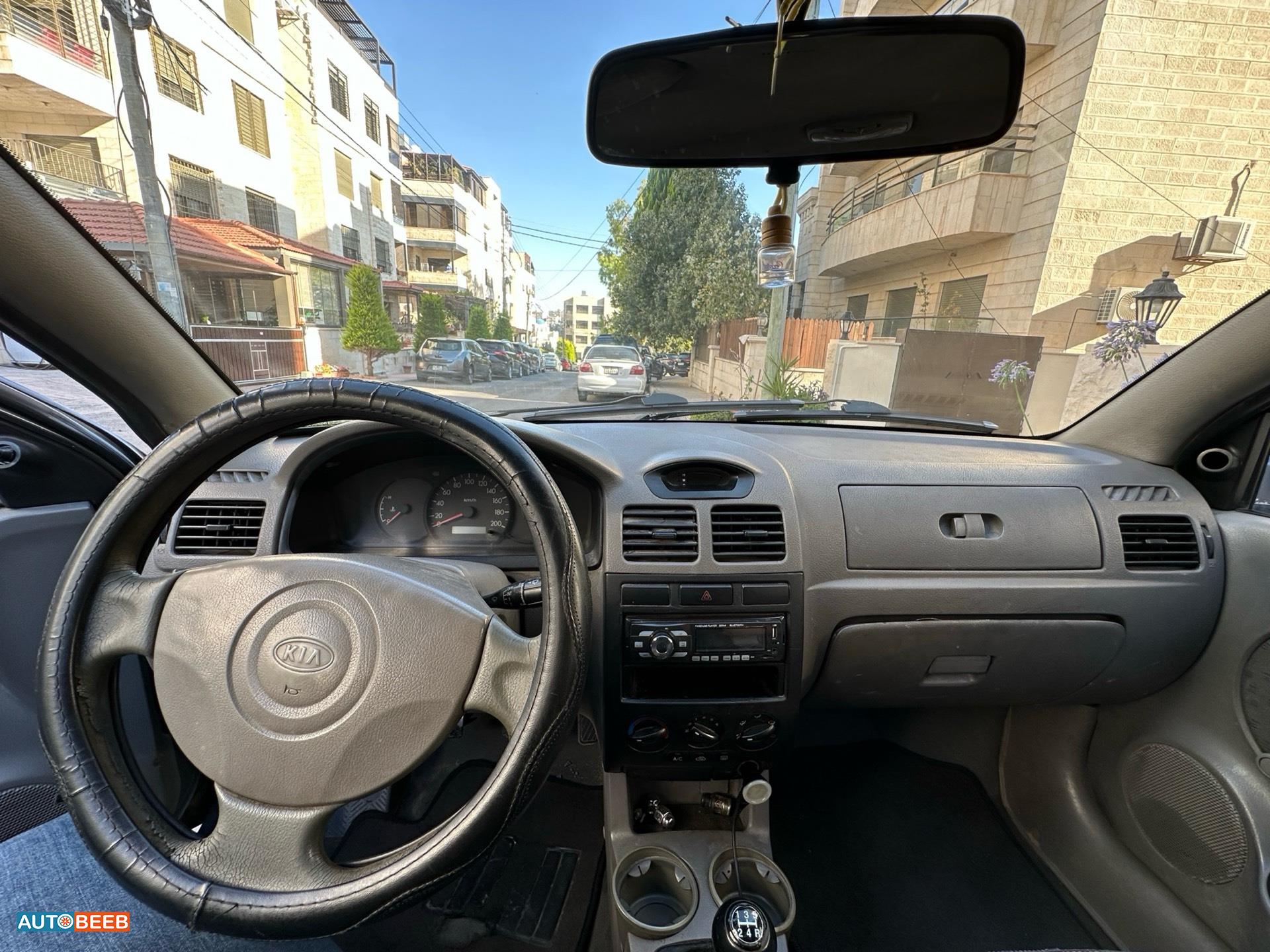 كيا ريو 2005