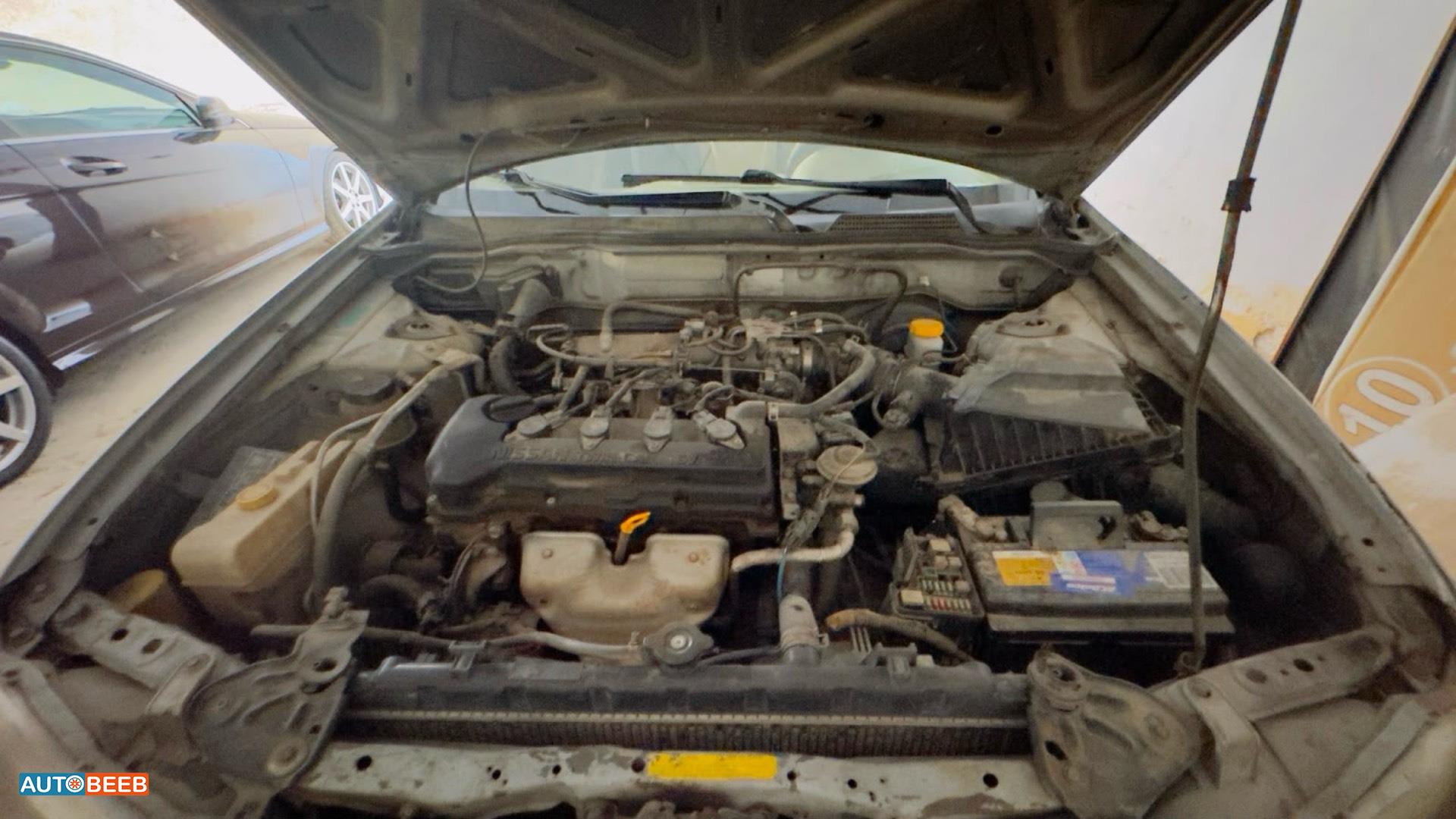 Nissan Sunny 2001