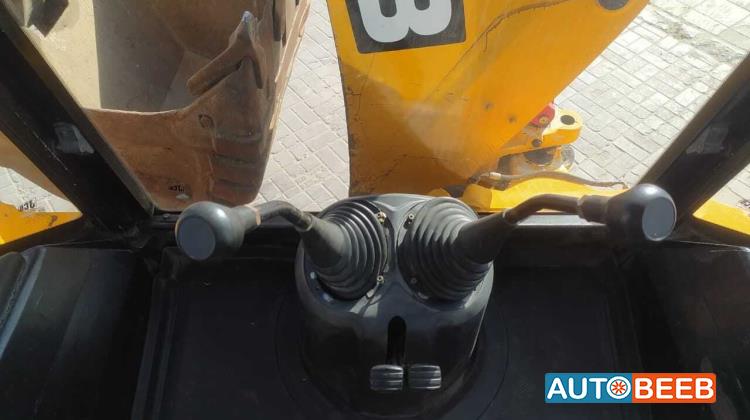 لودر - جرافة جي سي بي 2018