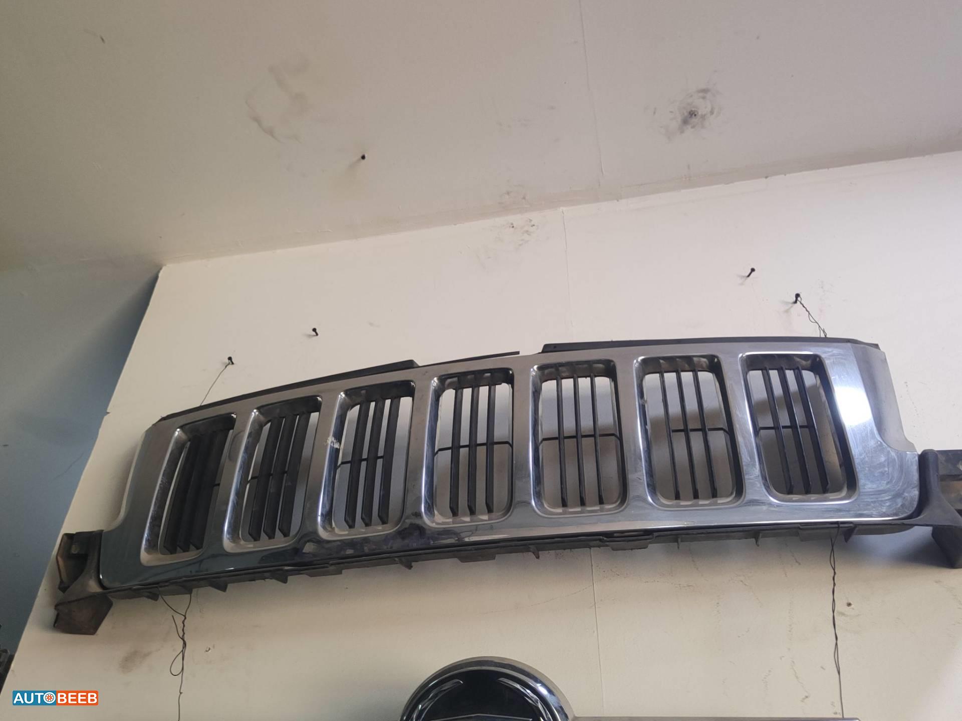 Body  Grilles Jeep Grand Cherokee