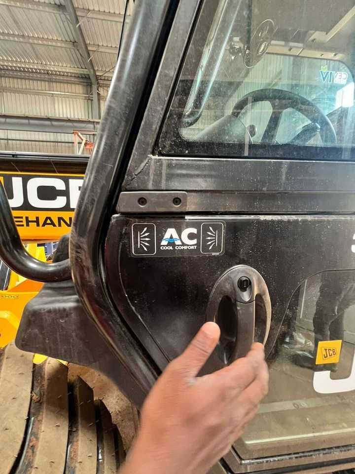 Telescopic Handlers JCB 2025