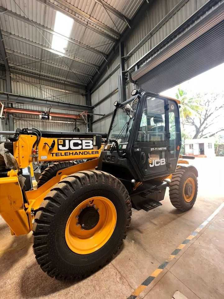 Telescopic Handlers JCB 2025