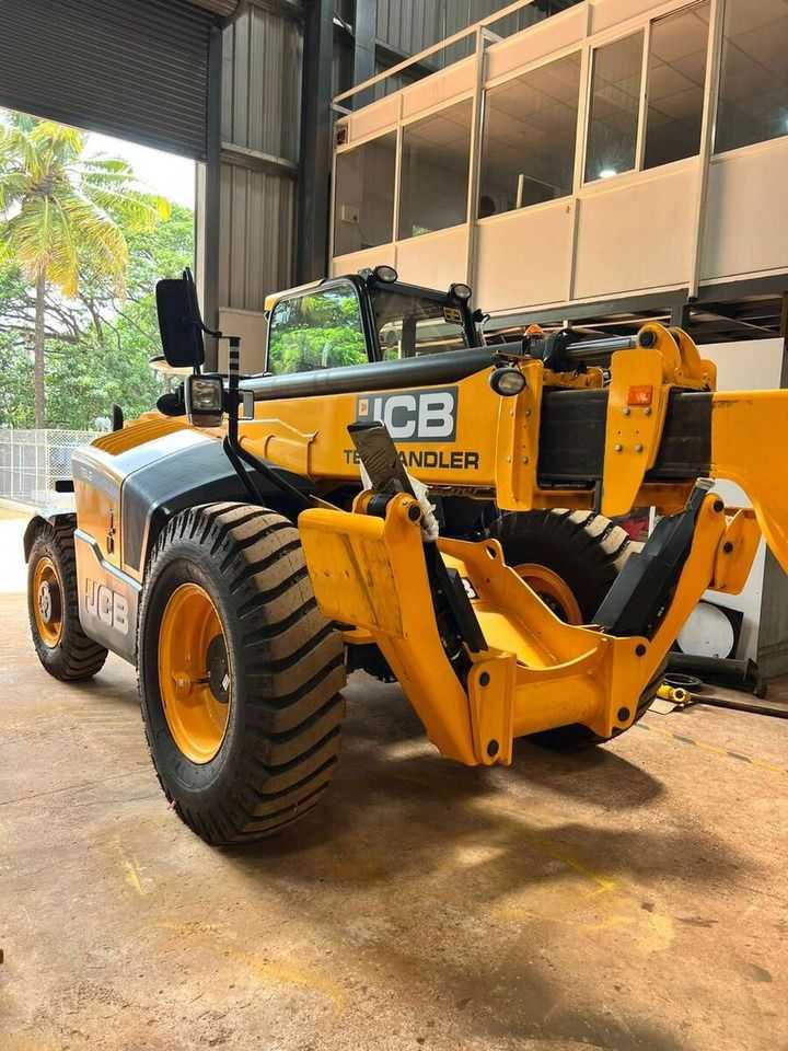 Telescopic Handlers JCB 2025