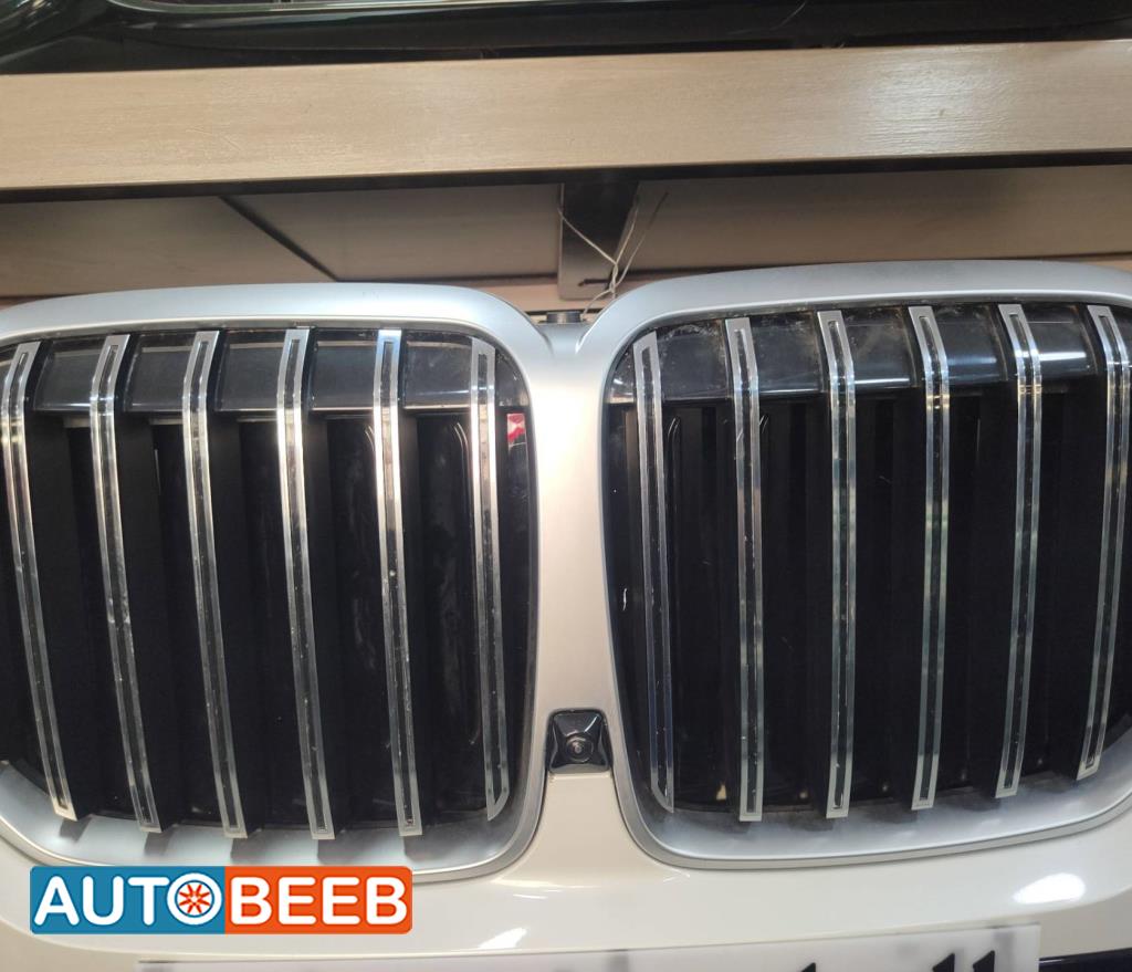 Body  Grilles BMW X7